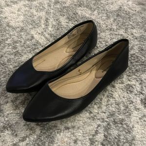 Black Memory Foam Flats